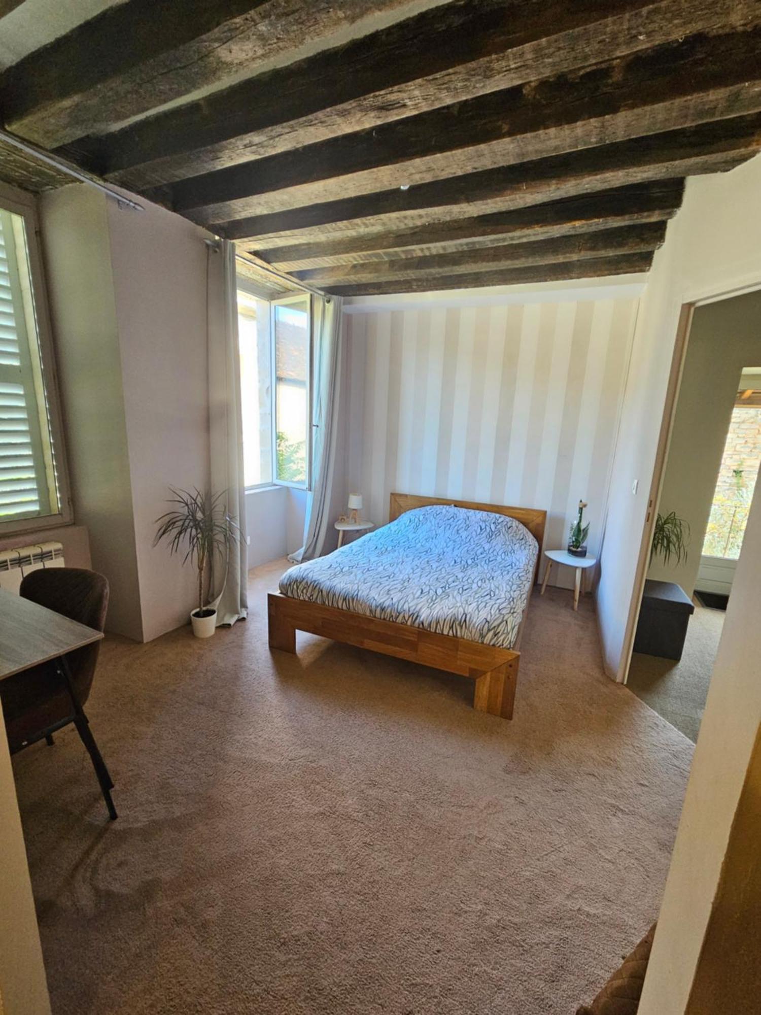 Chambre Avec Salle De Bain Hotel Donzy Eksteriør billede