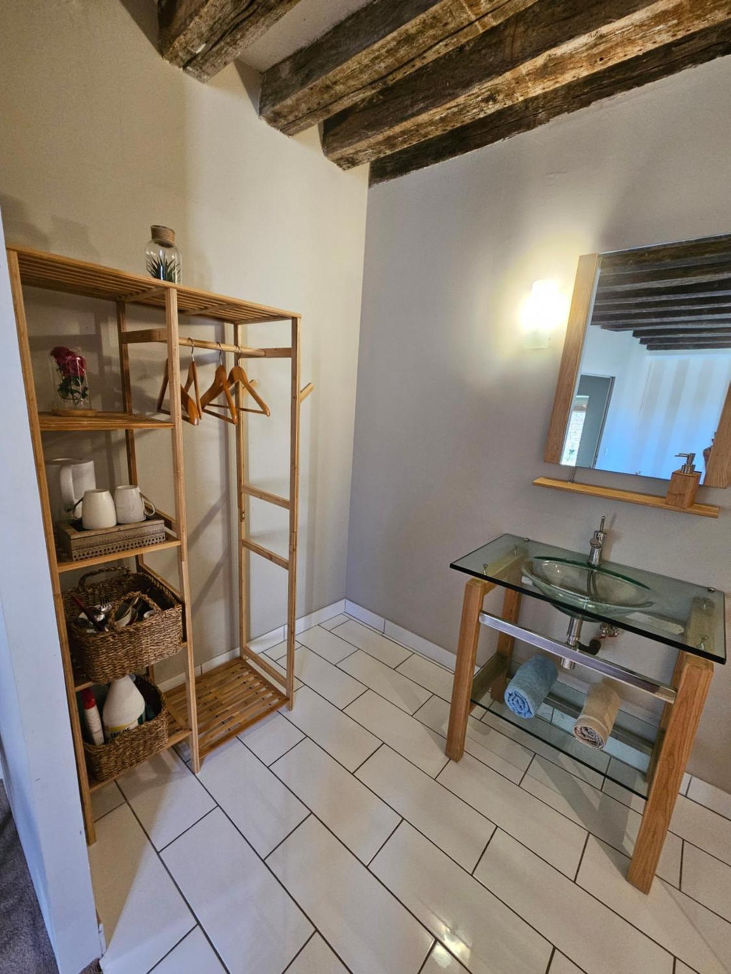 Chambre Avec Salle De Bain Hotel Donzy Eksteriør billede